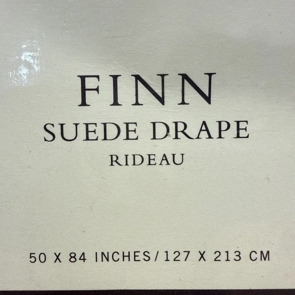 (1) Pottery Barn FINN Suede Drape Rideau 50 x 84 127 X 213 CM Fast Shipping